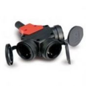 ADAPTADOR TRIPLE IP44 TT 16A FAMATEL#187G