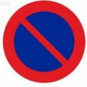 SEÑAL PVCEL PROHIBIDO APARCAR #40X30