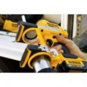 PISTOLA ENGRASADORA DEWALT #DCGG571M1-QW