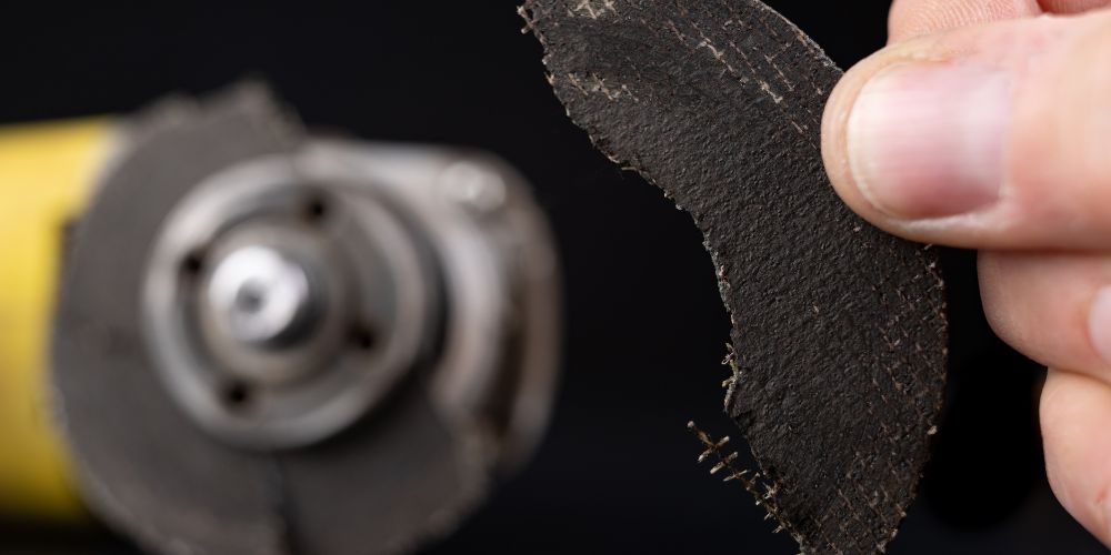 riesgos de utilizar discos de corte desgastados